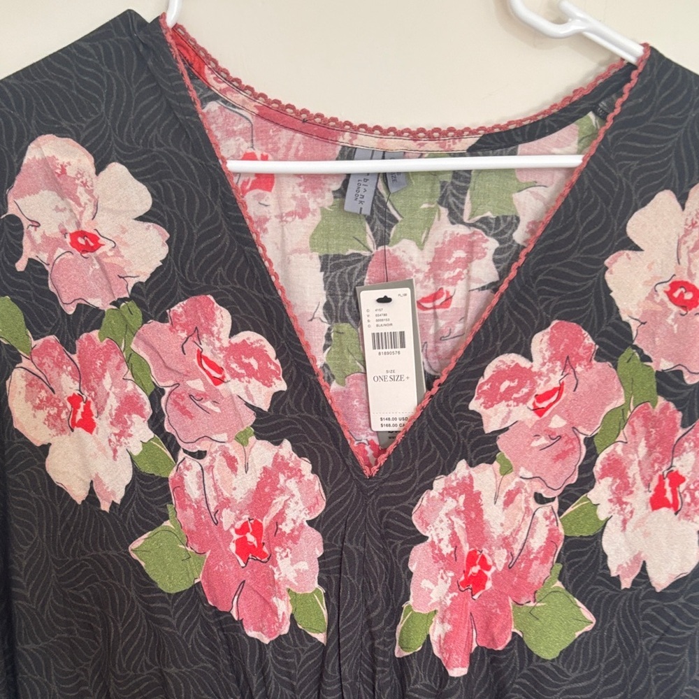 Anthropologie Black Floral Kimono Dress - Picture 4 of 10